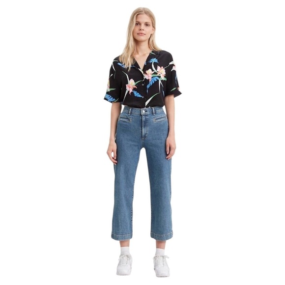 LEVI'S Ribcage Wide Leg Crop Medium Wash Jeans Size 27 - Picture 1 of 8